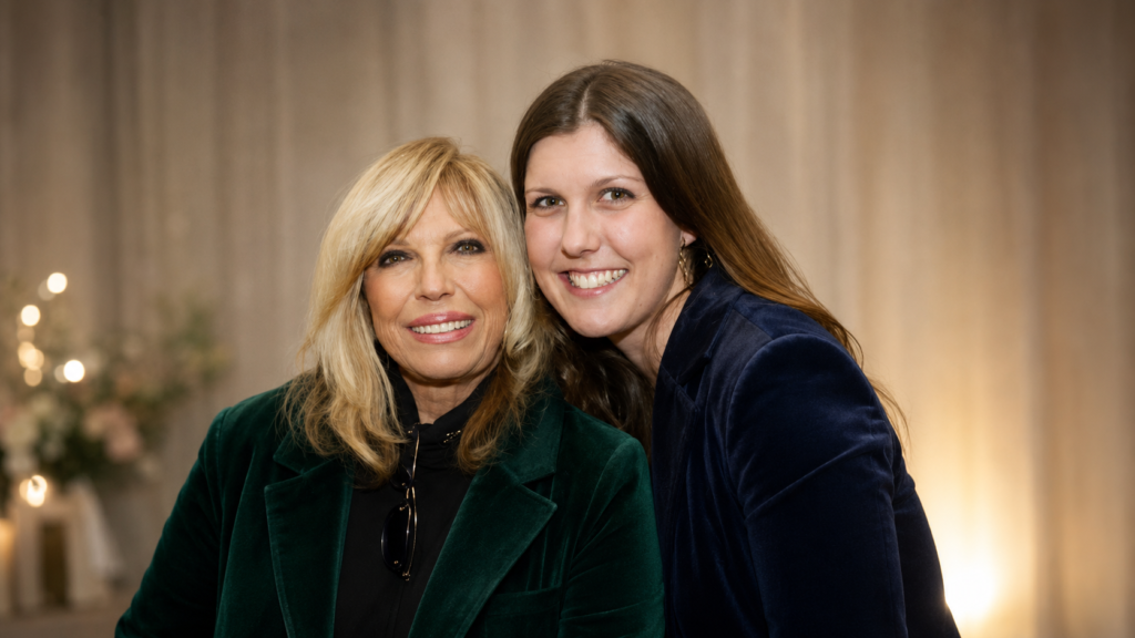 Amanda Kate Lambert: The Inspiring Life, Family Legacy, and Private Creative Journey of Frank Sinatra’s Granddaughter